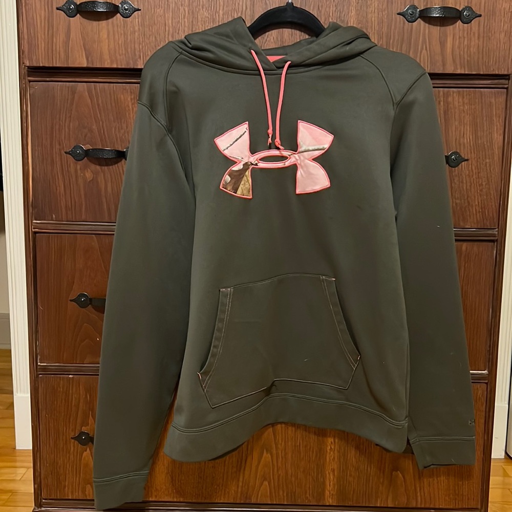 Women’s Under Armour camp sweatshirt